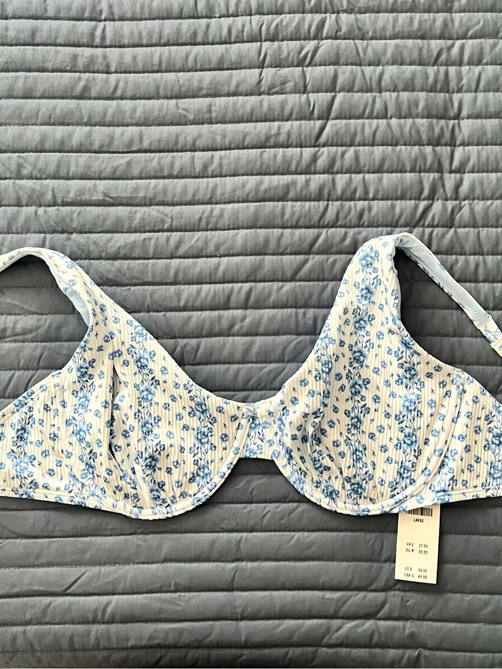 Hollister Blue and White Floral Swim Bra